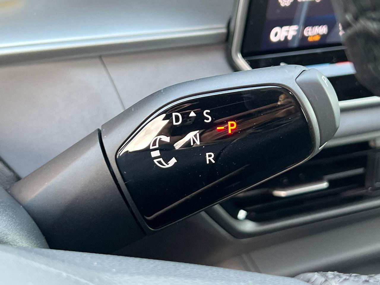 2026 Volkswagen Tiguan SE R-Line Black Hagerstown MD