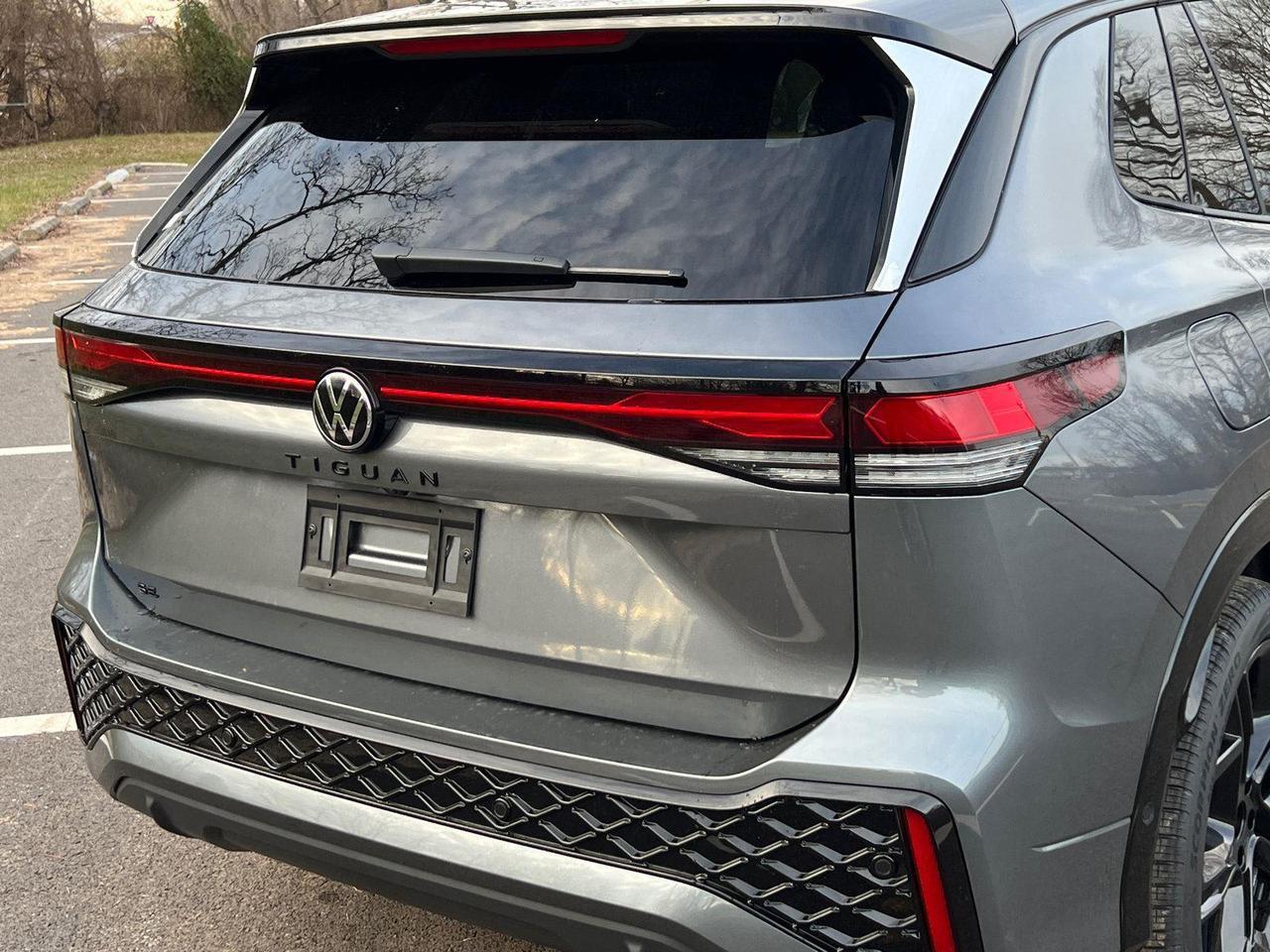 2026 Volkswagen Tiguan SE R-Line Black Hagerstown MD