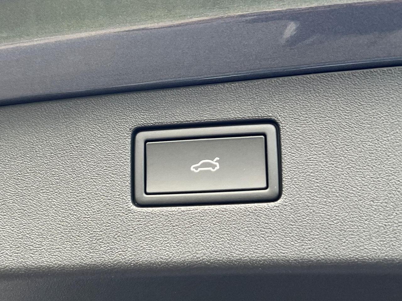 2026 Volkswagen Tiguan SE R-Line Black Hagerstown MD