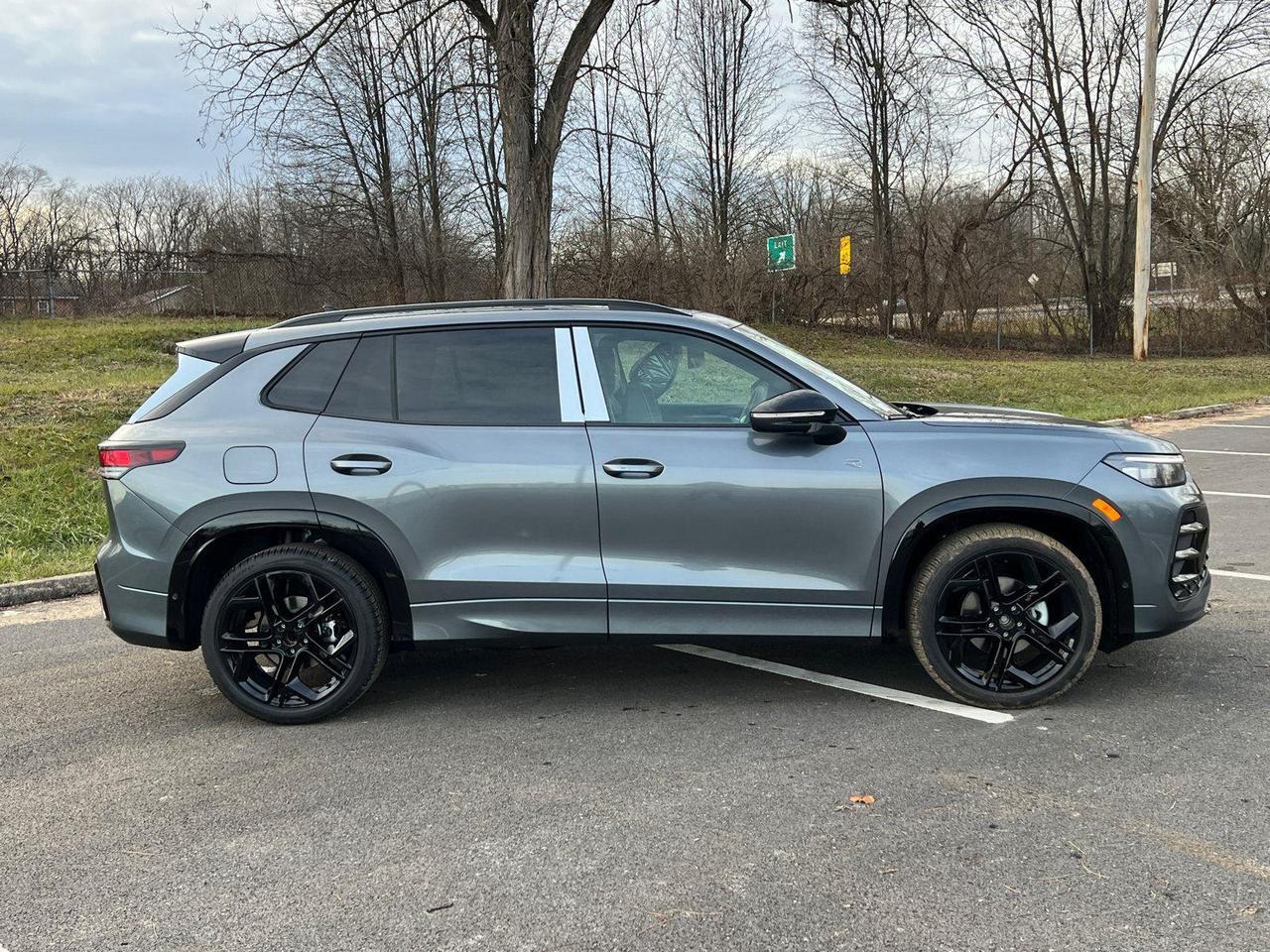 2026 Volkswagen Tiguan SE R-Line Black Hagerstown MD