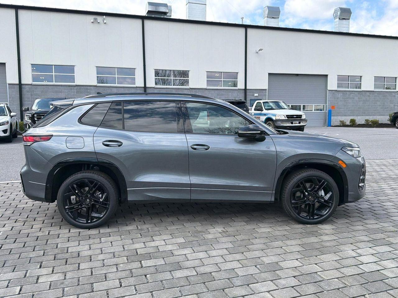 2026 Volkswagen Tiguan SE R-Line Black Hagerstown MD