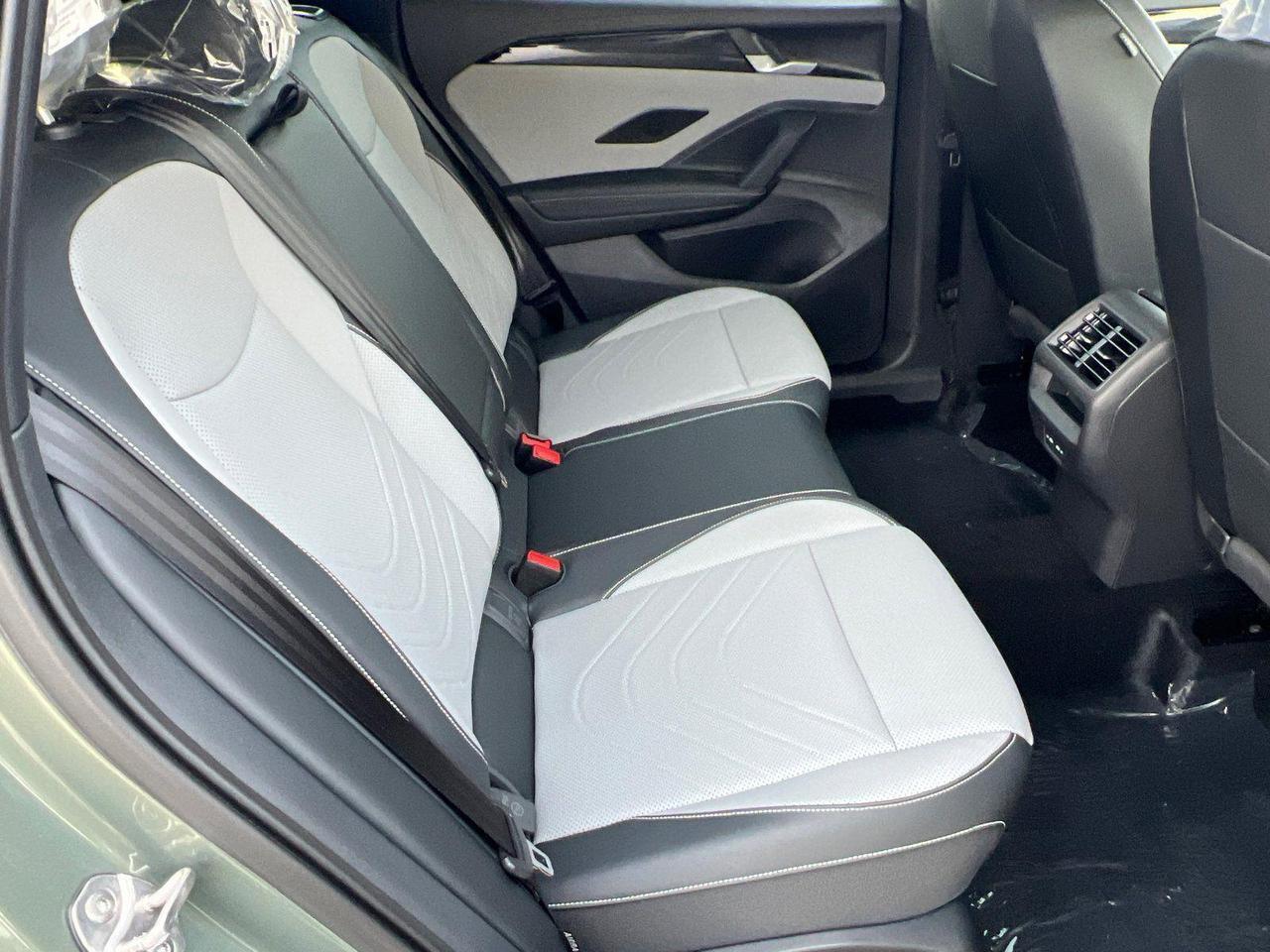 2026 Volkswagen Tiguan SE R-Line Black Hagerstown MD