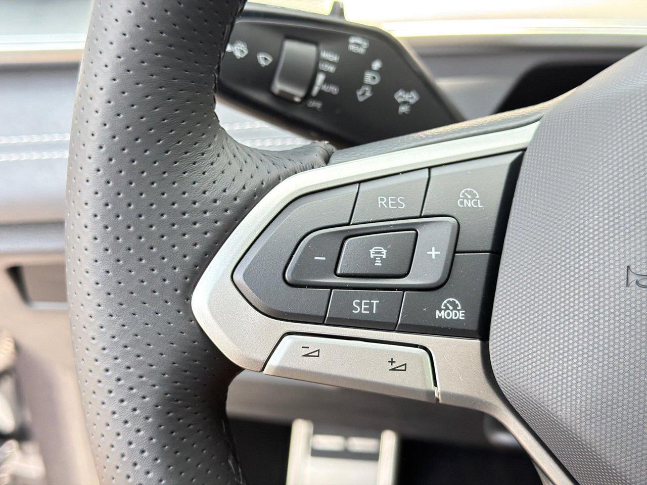 2026 Volkswagen Tiguan SE R-Line Black Hagerstown MD