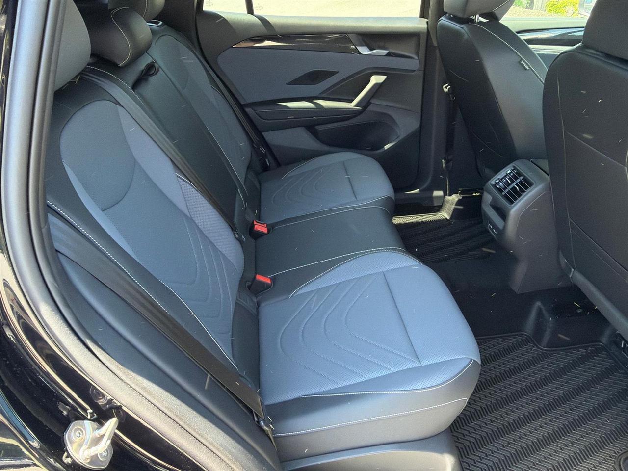 2026 Volkswagen Tiguan SE R-Line Black Hagerstown MD