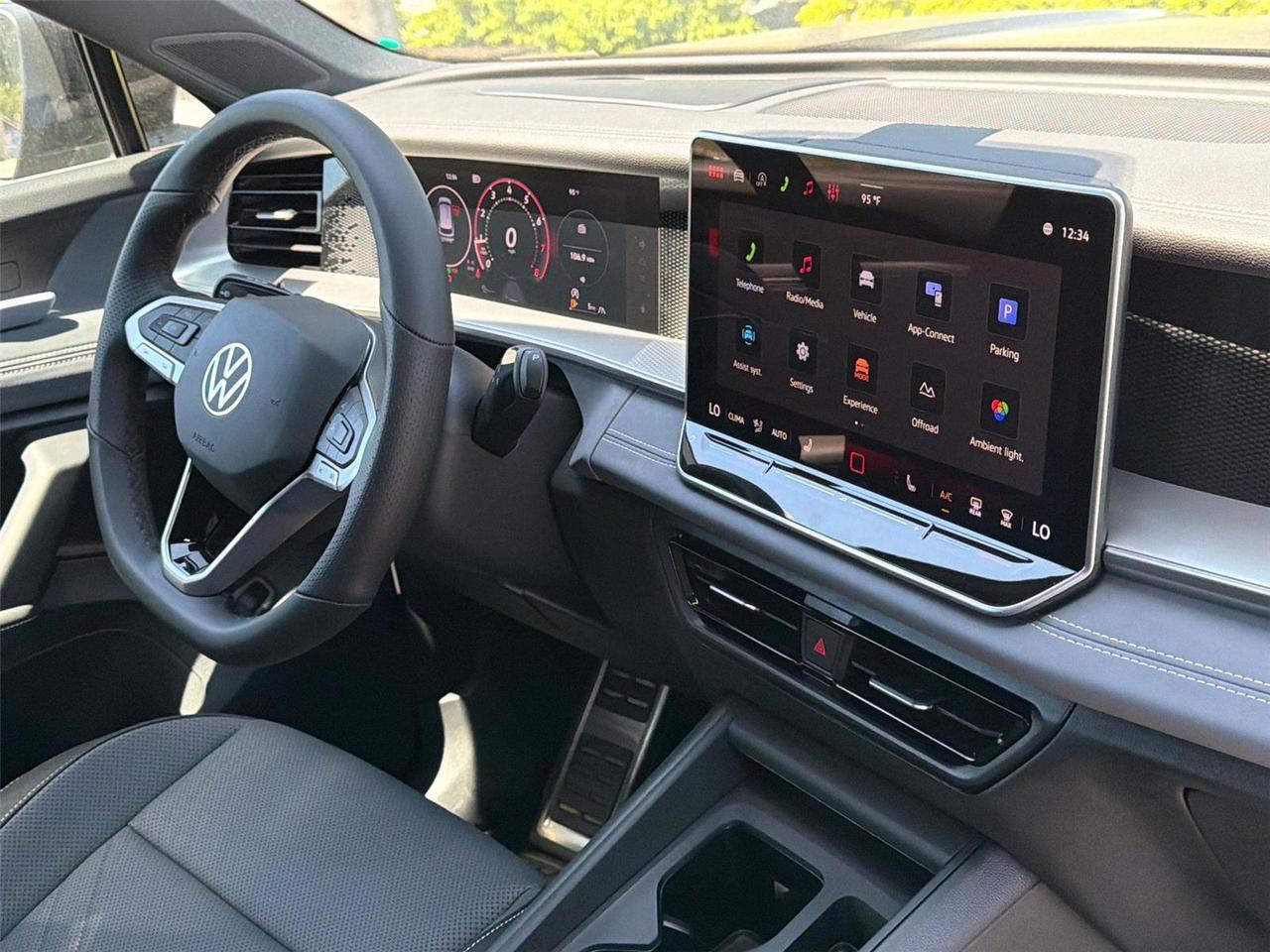 2026 Volkswagen Tiguan SE R-Line Black Hagerstown MD