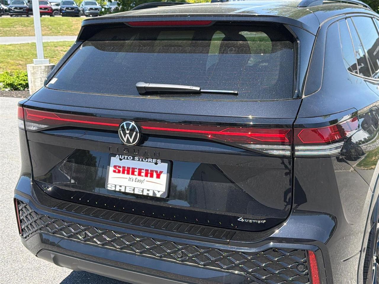 2026 Volkswagen Tiguan SE R-Line Black Hagerstown MD