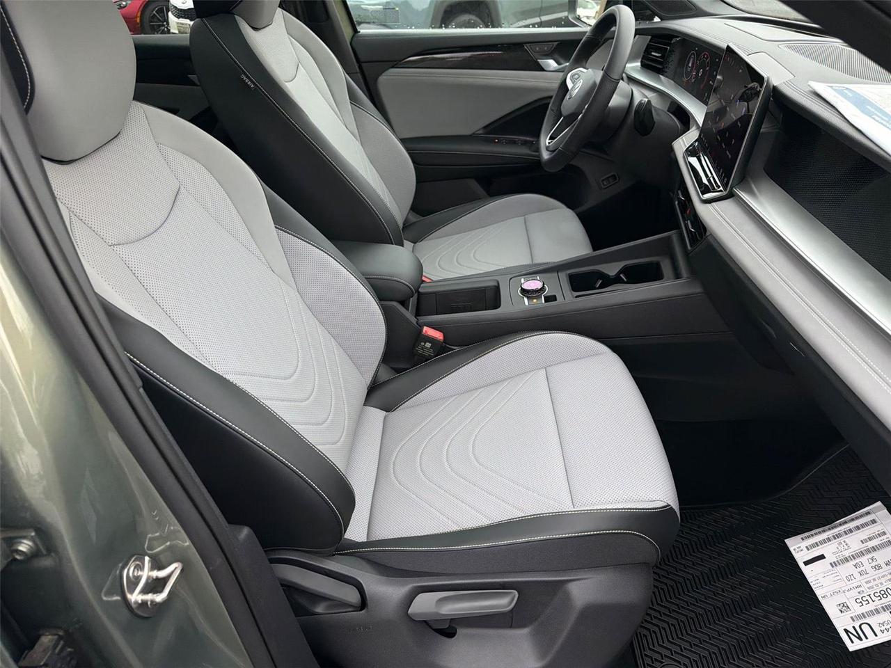 2026 Volkswagen Tiguan SE R-Line Black Hagerstown MD