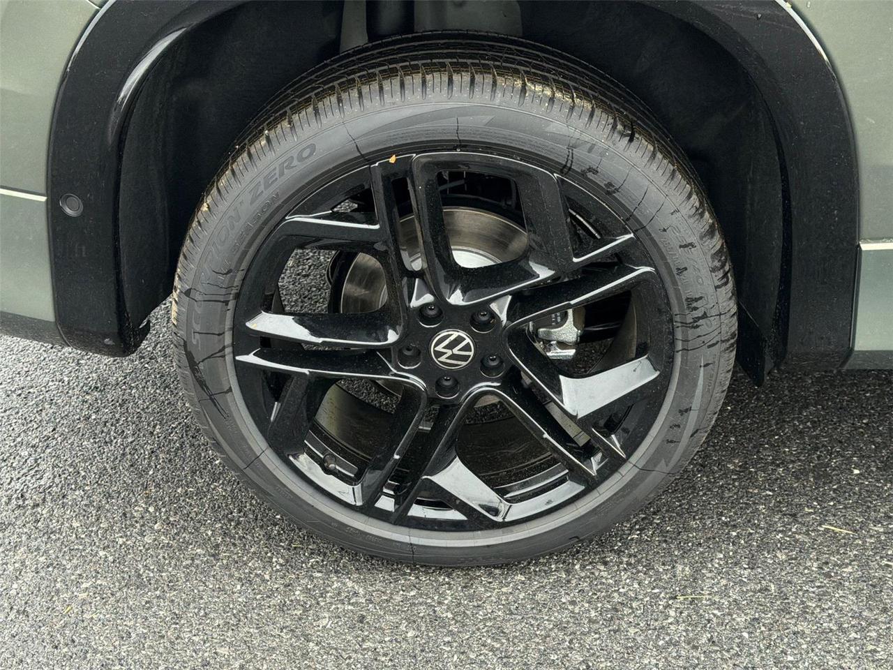 2026 Volkswagen Tiguan SE R-Line Black Hagerstown MD