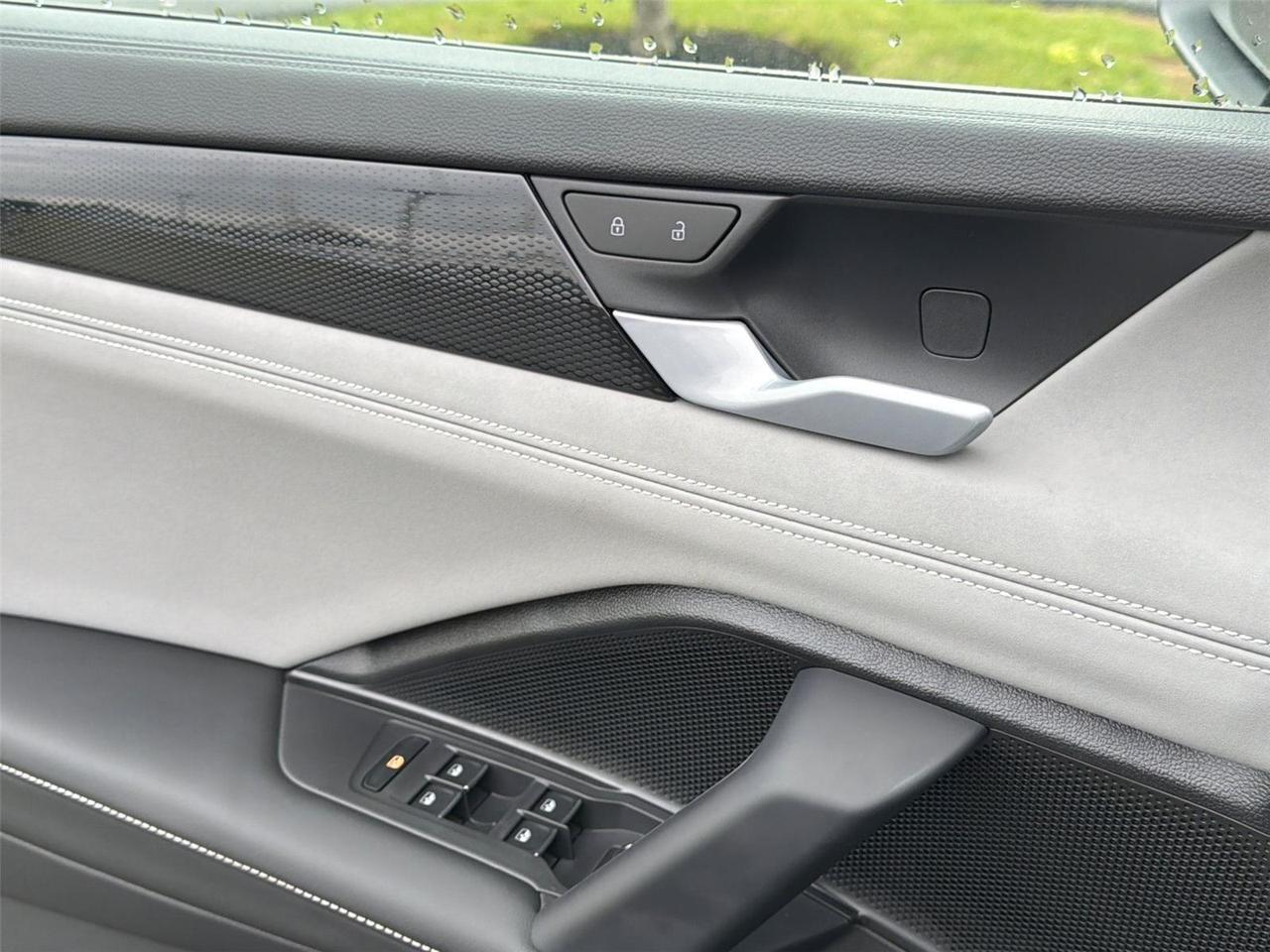 2026 Volkswagen Tiguan SE R-Line Black Hagerstown MD