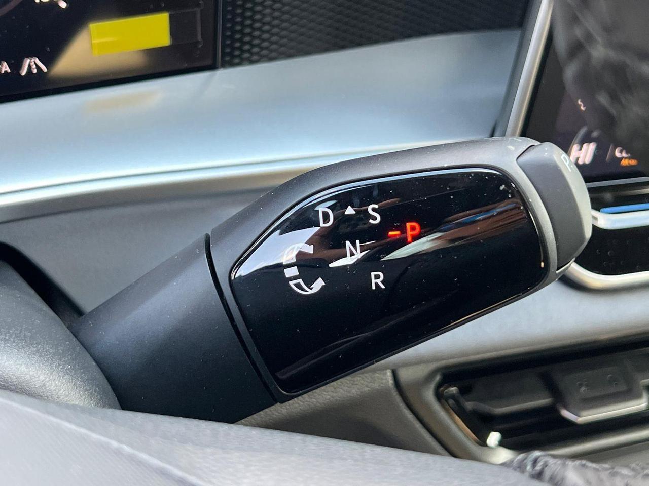 2026 Volkswagen Tiguan SE R-Line Black Hagerstown MD