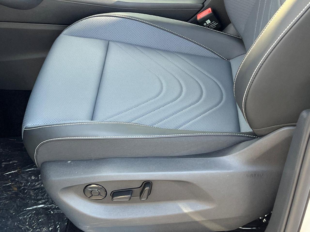 2026 Volkswagen Tiguan SE R-Line Black Hagerstown MD