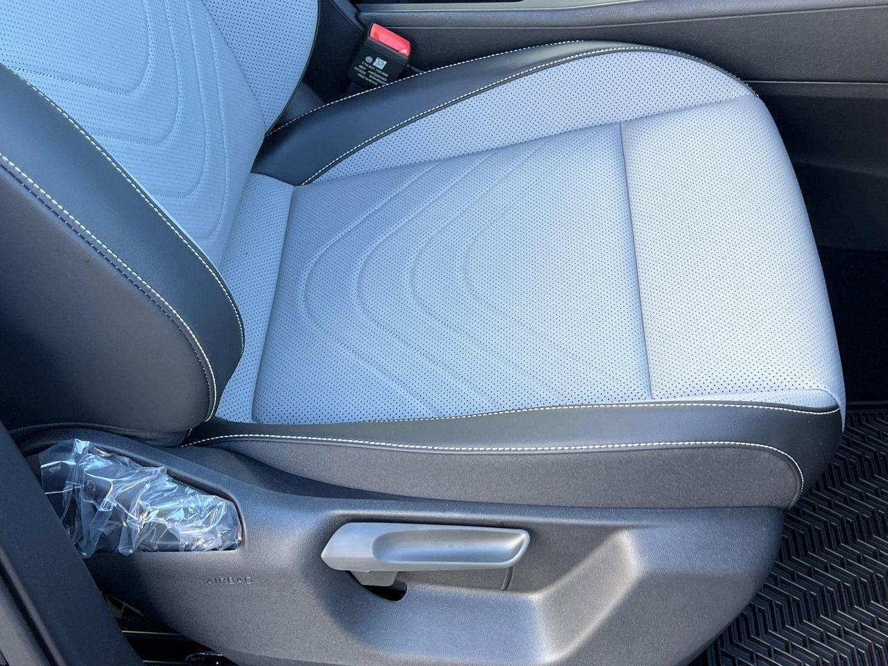 2026 Volkswagen Tiguan SE R-Line Black Hagerstown MD