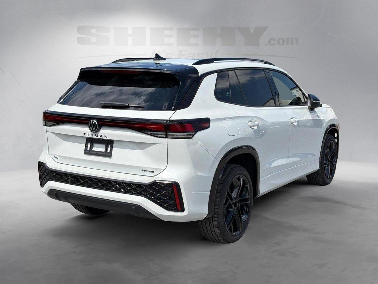 2026 Volkswagen Tiguan SE R-Line Black Hagerstown MD