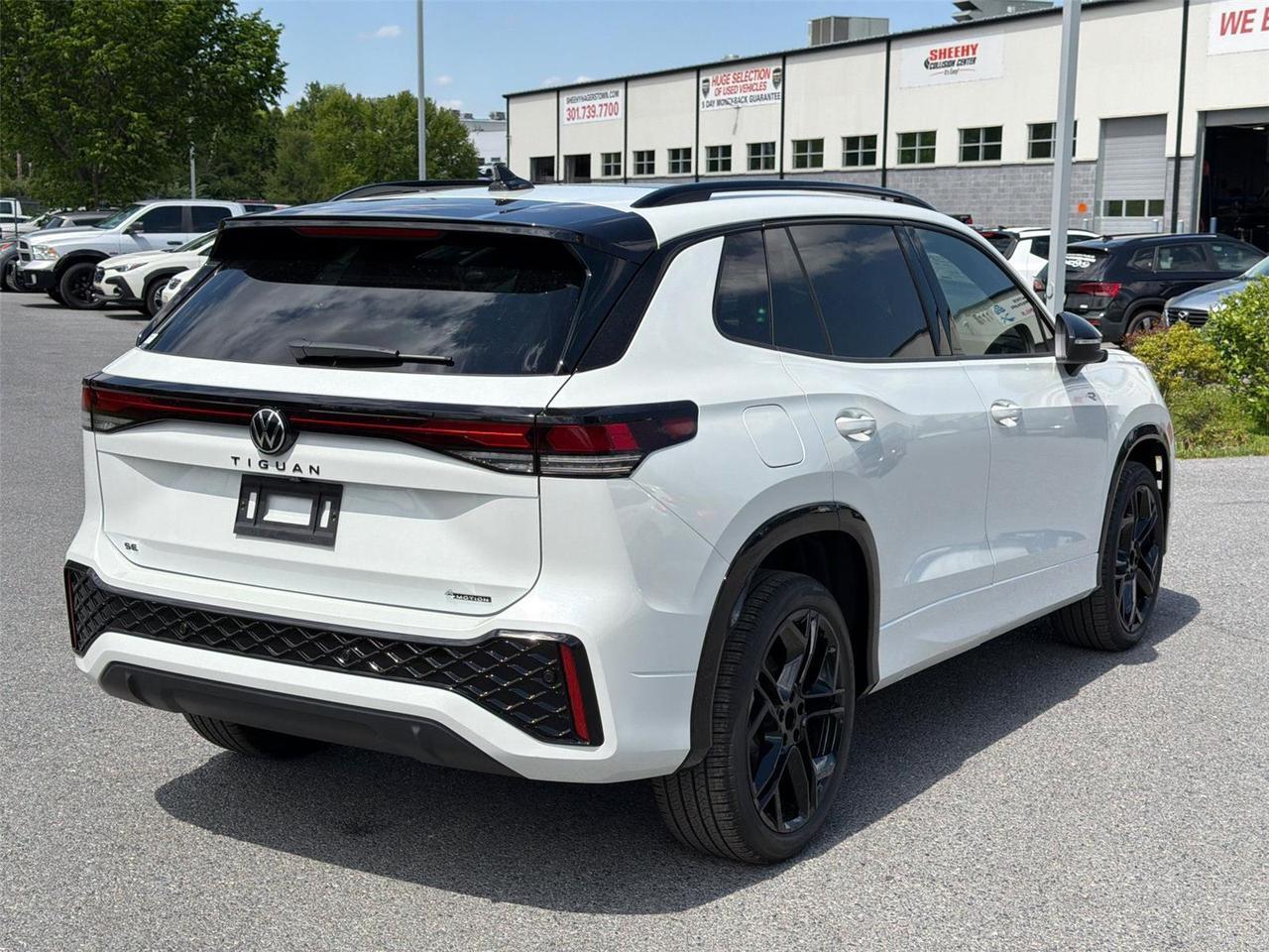 2026 Volkswagen Tiguan SE R-Line Black Hagerstown MD