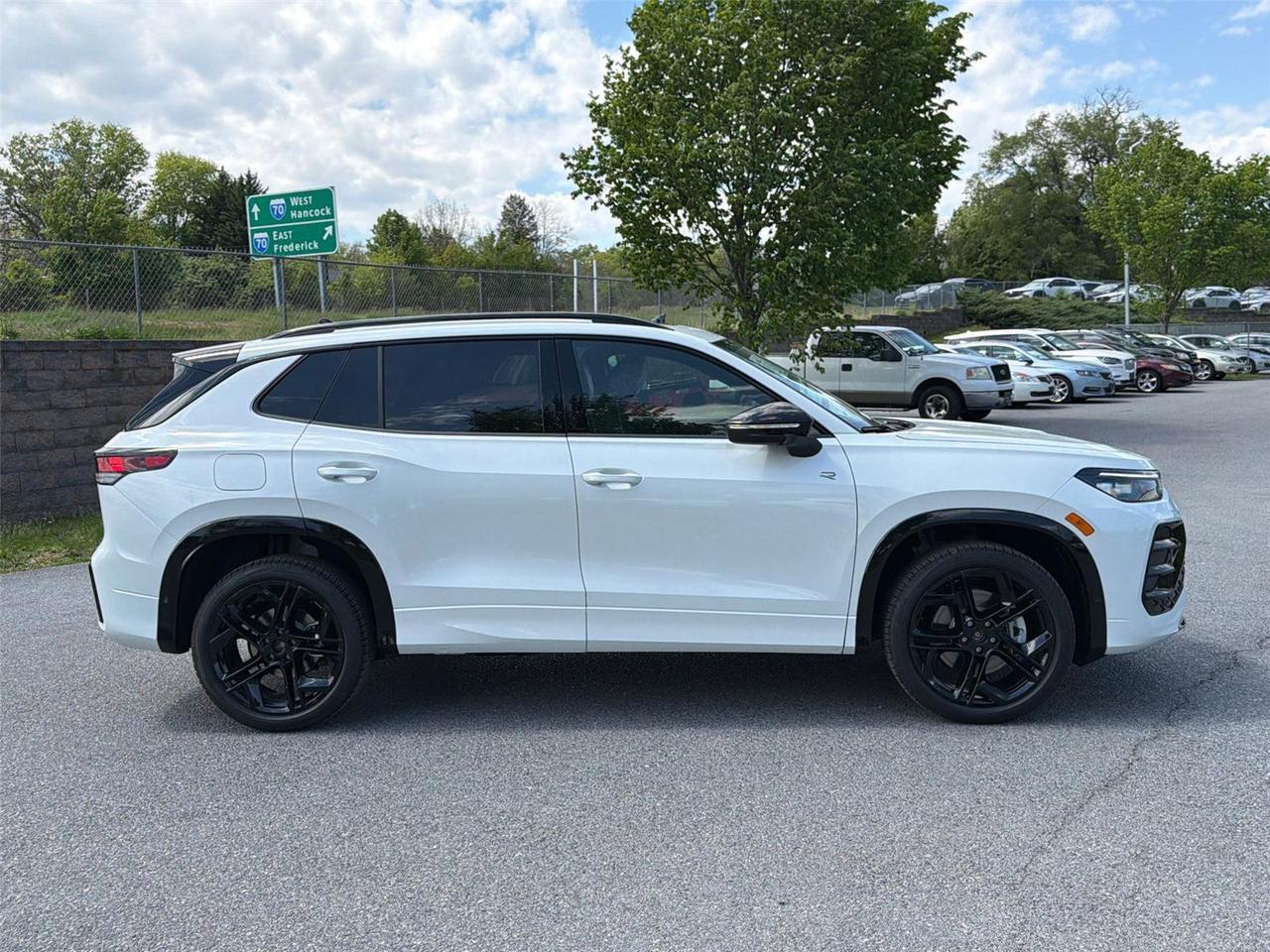 2026 Volkswagen Tiguan SE R-Line Black Hagerstown MD