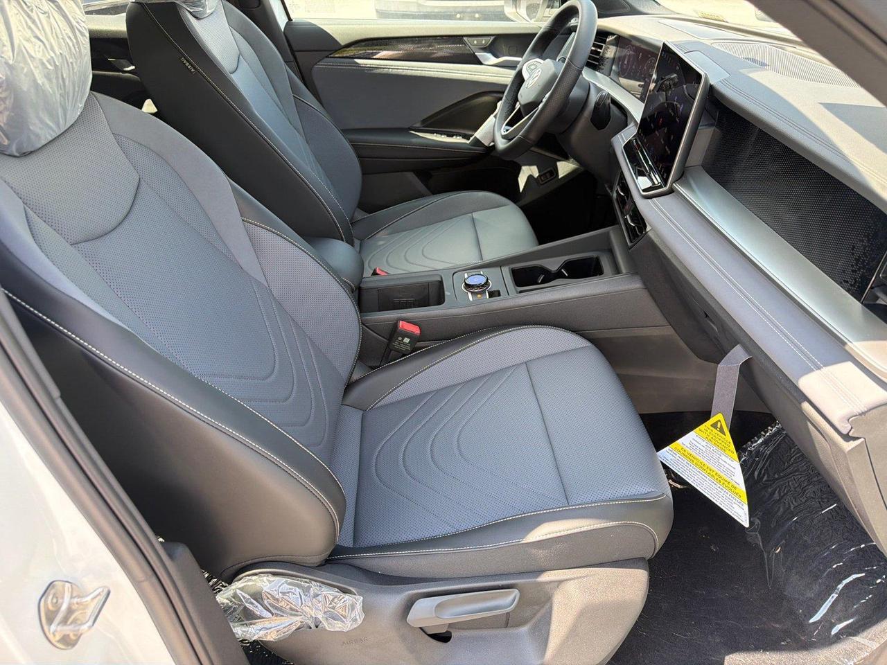 2026 Volkswagen Tiguan SE R-Line Black Hagerstown MD
