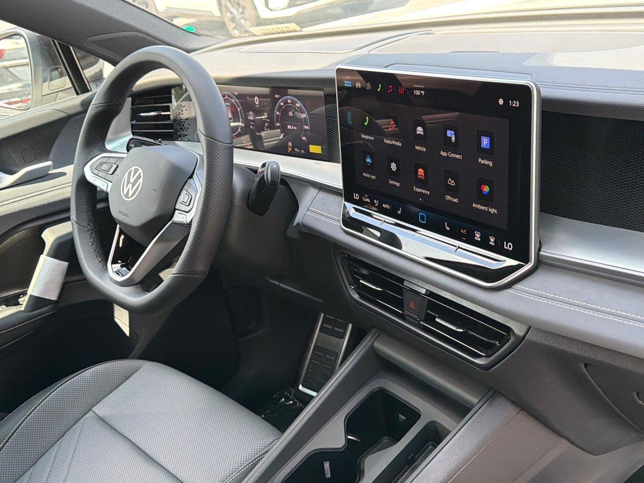 2026 Volkswagen Tiguan SE R-Line Black Hagerstown MD