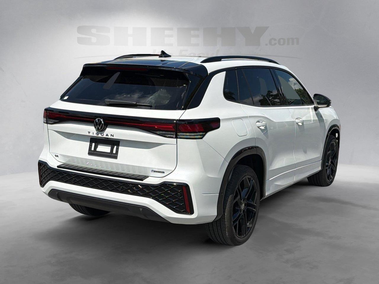 2026 Volkswagen Tiguan SE R-Line Black Hagerstown MD