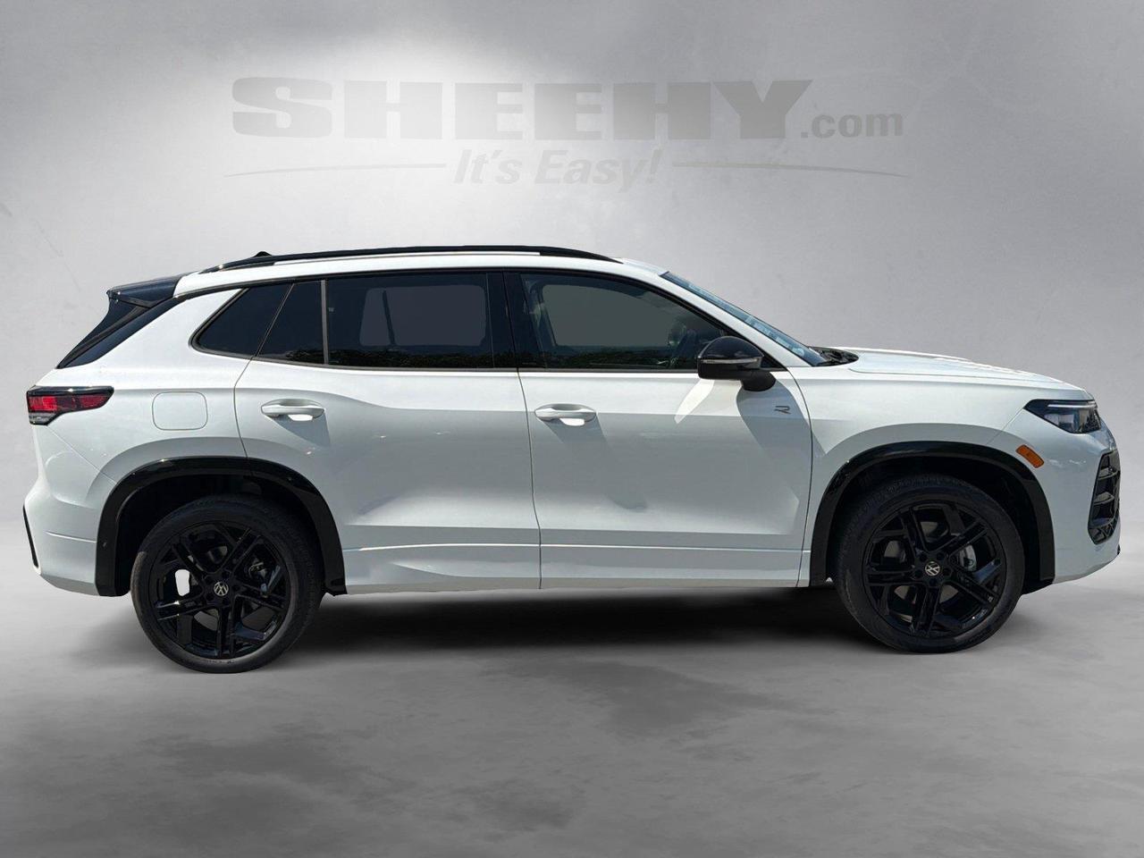 2026 Volkswagen Tiguan SE R-Line Black Hagerstown MD