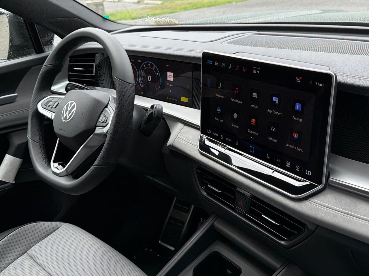 2026 Volkswagen Tiguan SE R-Line Black Hagerstown MD