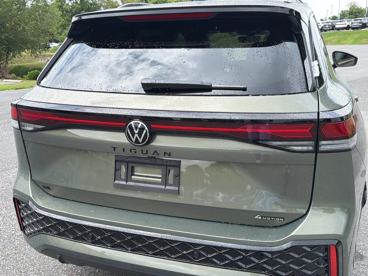 2026 Volkswagen Tiguan SE R-Line Black Hagerstown MD