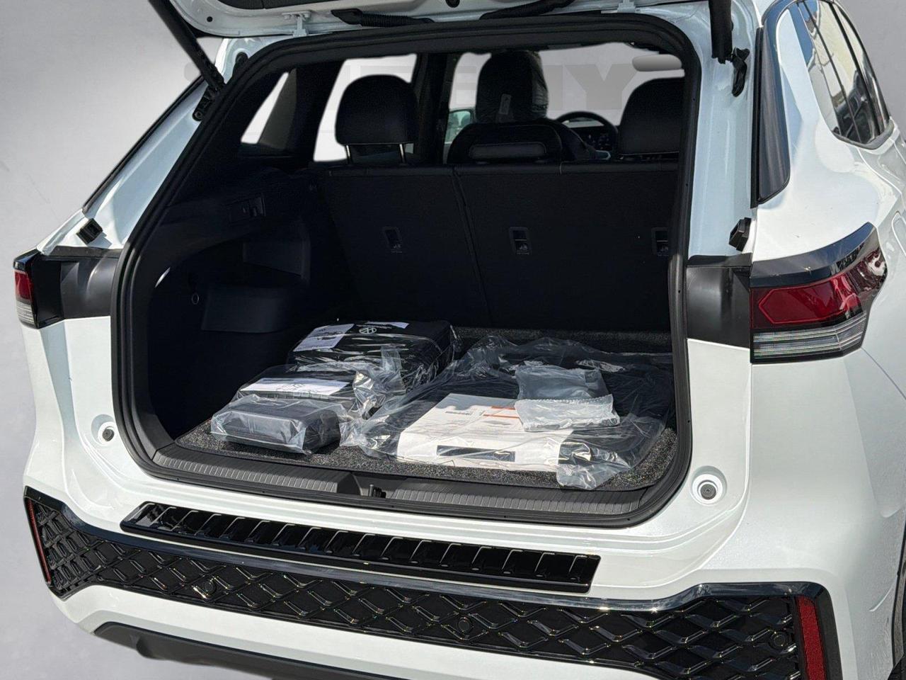 2026 Volkswagen Tiguan SE R-Line Black Hagerstown MD