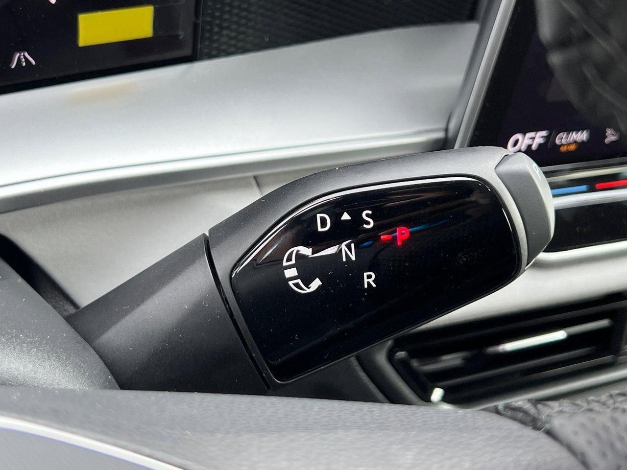 2026 Volkswagen Tiguan SE R-Line Black Hagerstown MD