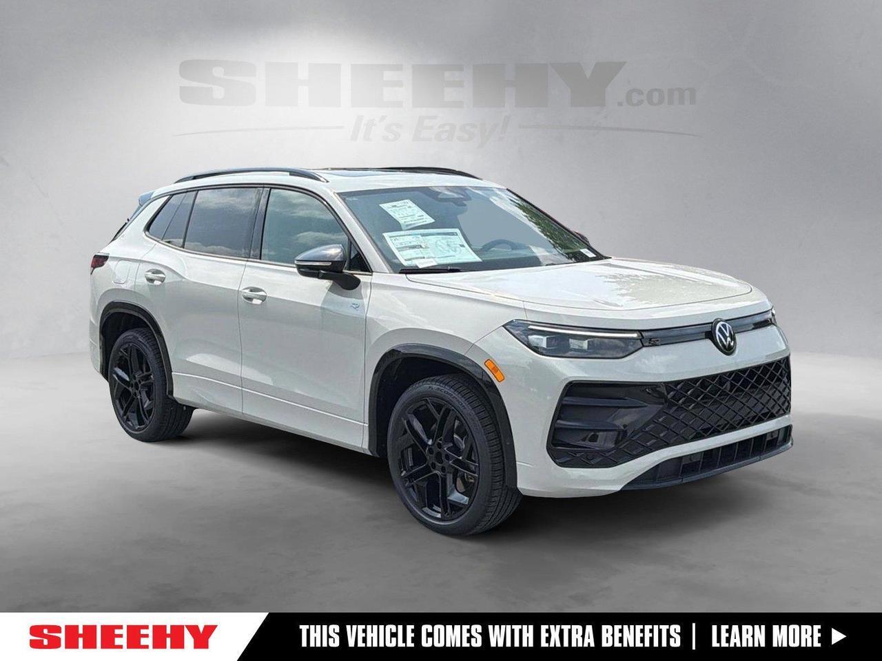 2026 Volkswagen Tiguan SE R-Line Black