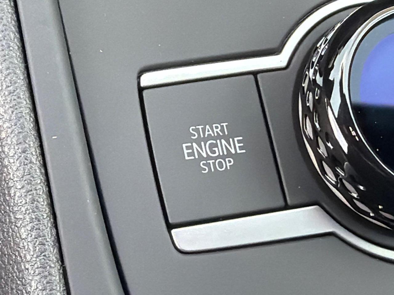 2026 Volkswagen Tiguan SE R-Line Black Hagerstown MD