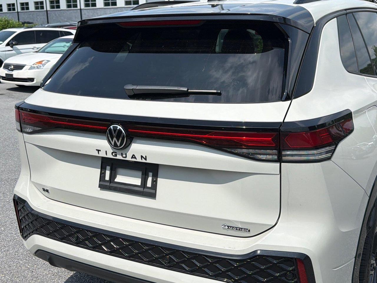 2026 Volkswagen Tiguan SE R-Line Black Hagerstown MD