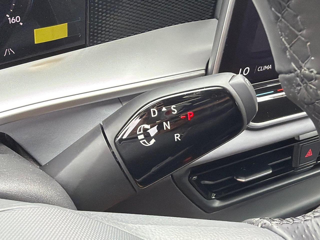 2026 Volkswagen Tiguan SE R-Line Black Hagerstown MD