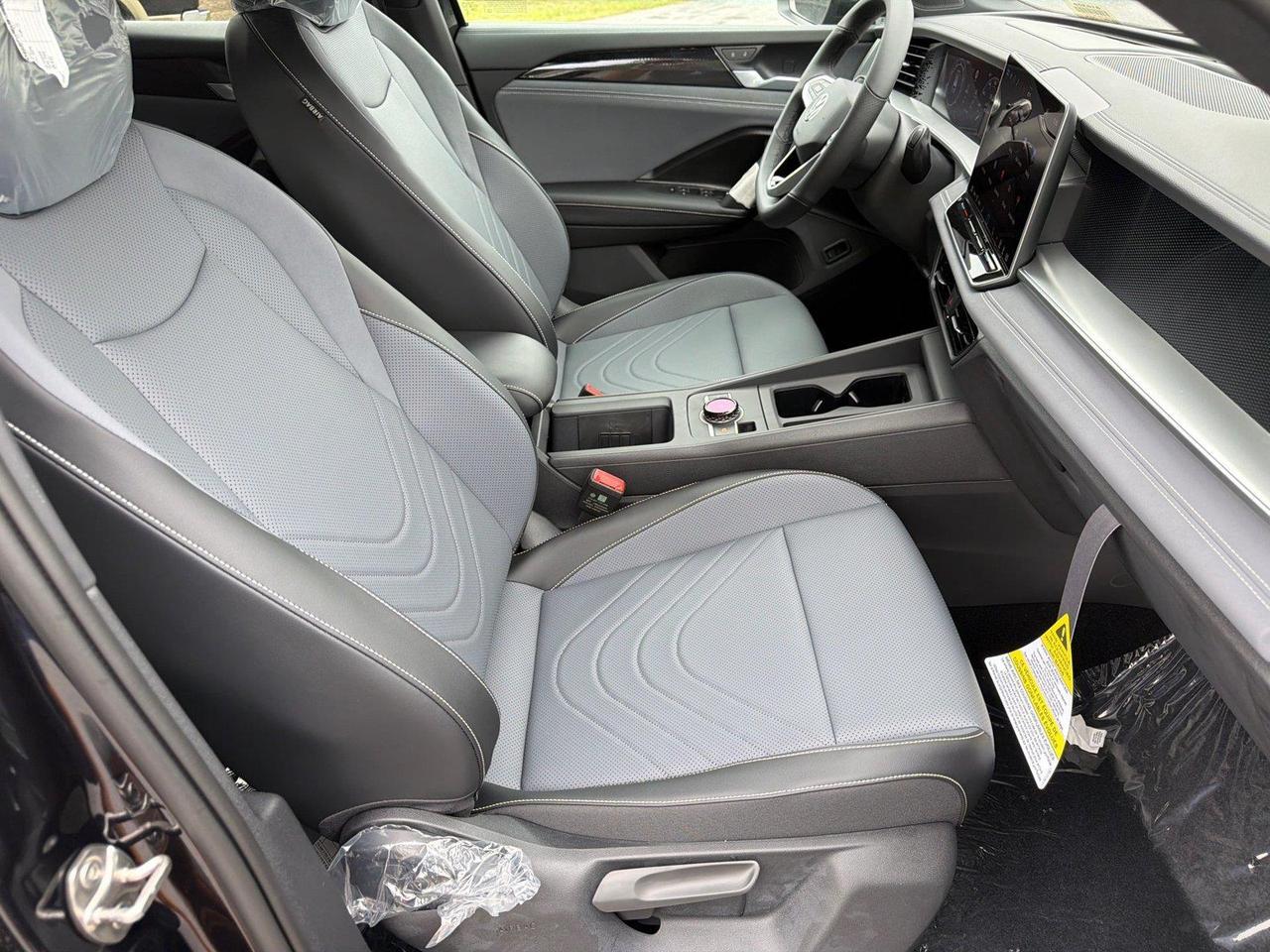 2026 Volkswagen Tiguan SE R-Line Black Hagerstown MD