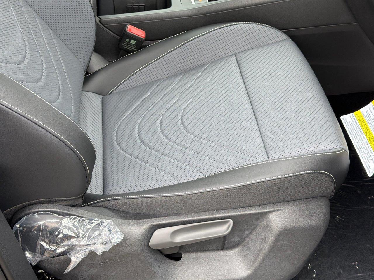2026 Volkswagen Tiguan SE R-Line Black Hagerstown MD