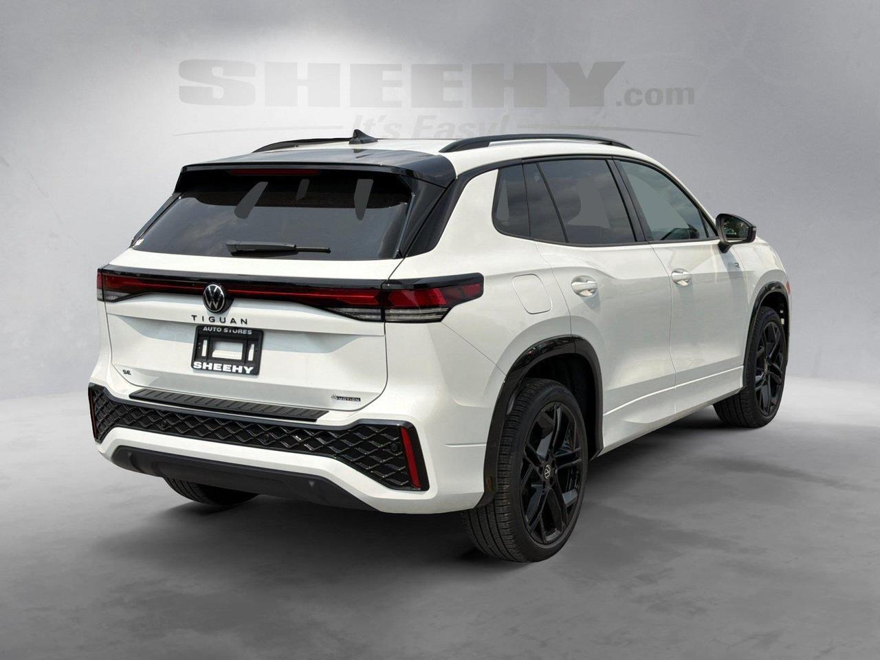 2026 Volkswagen Tiguan SE R-Line Black Hagerstown MD