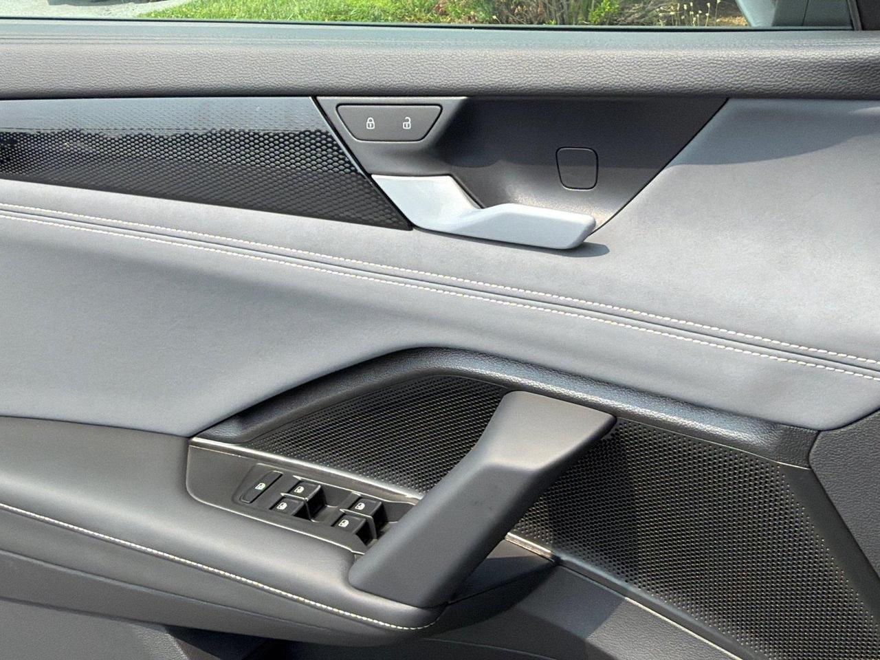 2026 Volkswagen Tiguan SE R-Line Black Hagerstown MD