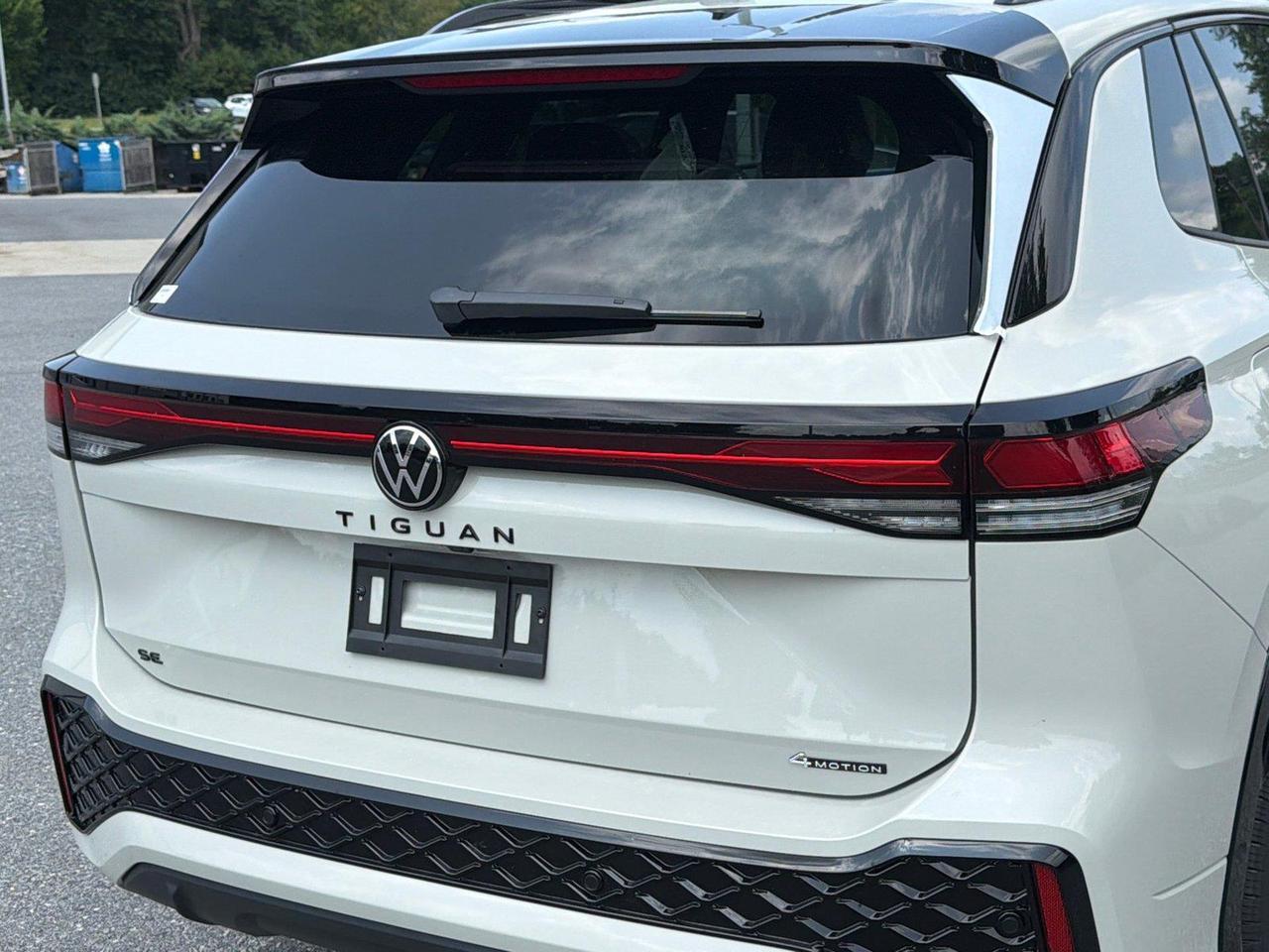 2026 Volkswagen Tiguan SE R-Line Black Hagerstown MD