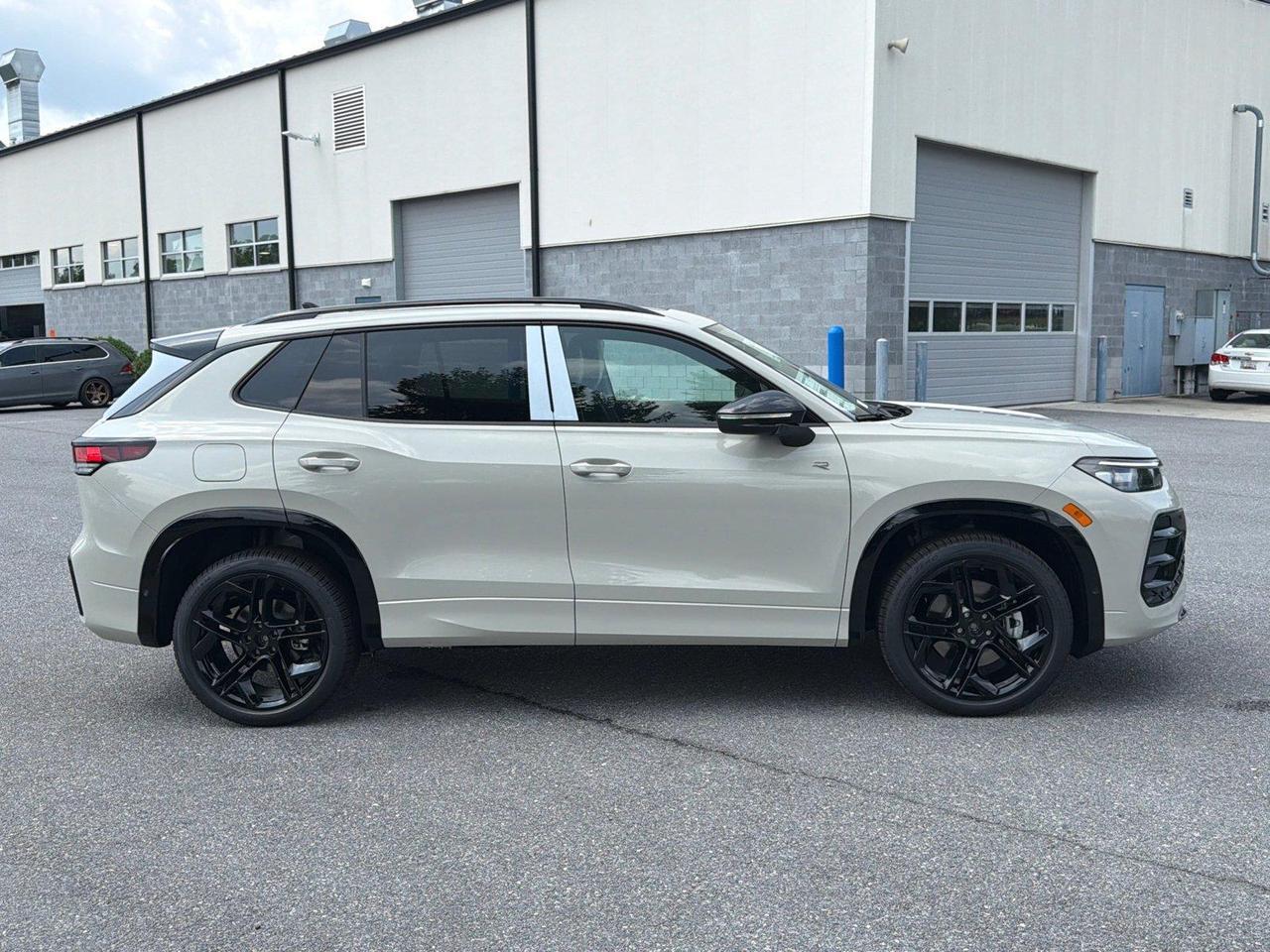 2026 Volkswagen Tiguan SE R-Line Black Hagerstown MD