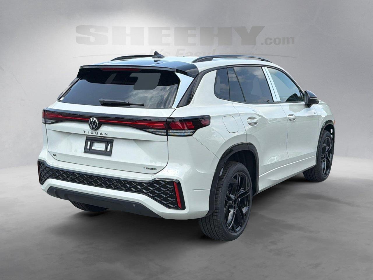 2026 Volkswagen Tiguan SE R-Line Black Hagerstown MD