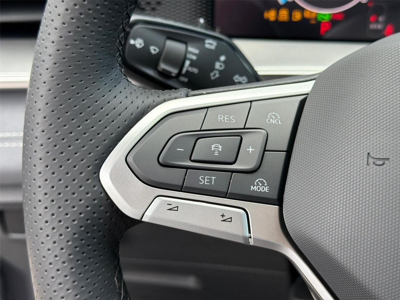 2026 Volkswagen Tiguan SE R-Line Black Hagerstown MD