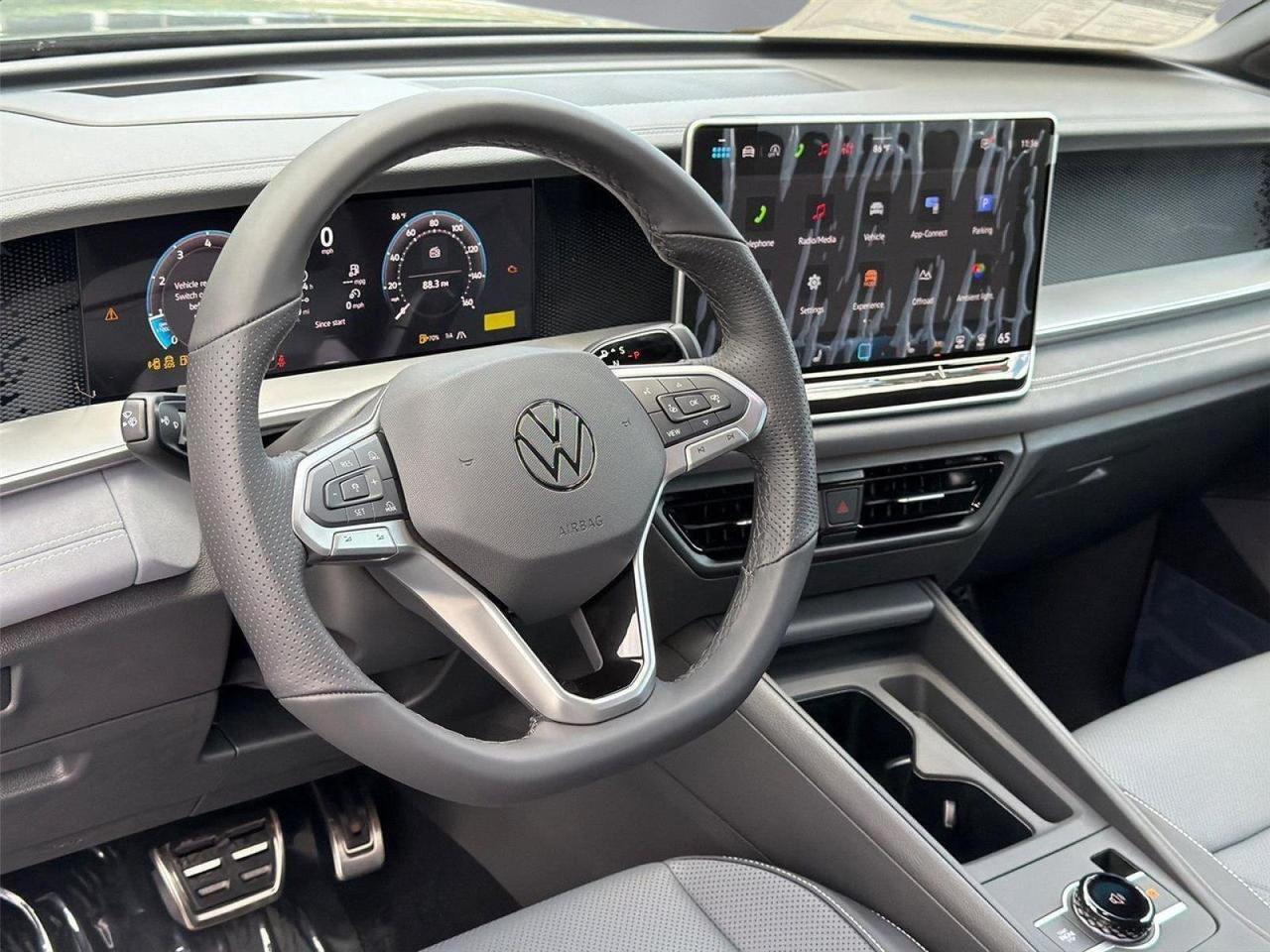 2026 Volkswagen Tiguan SE R-Line Black Hagerstown MD