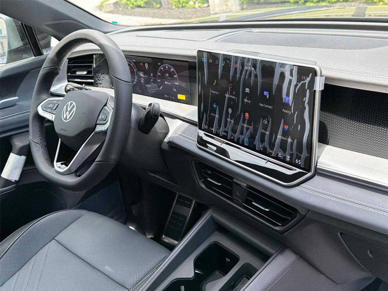 2026 Volkswagen Tiguan SE R-Line Black Hagerstown MD