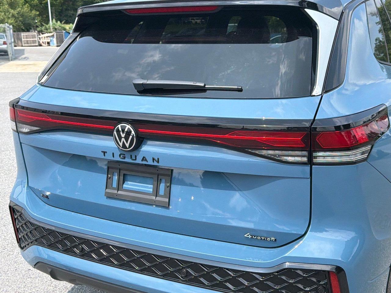 2026 Volkswagen Tiguan SE R-Line Black Hagerstown MD