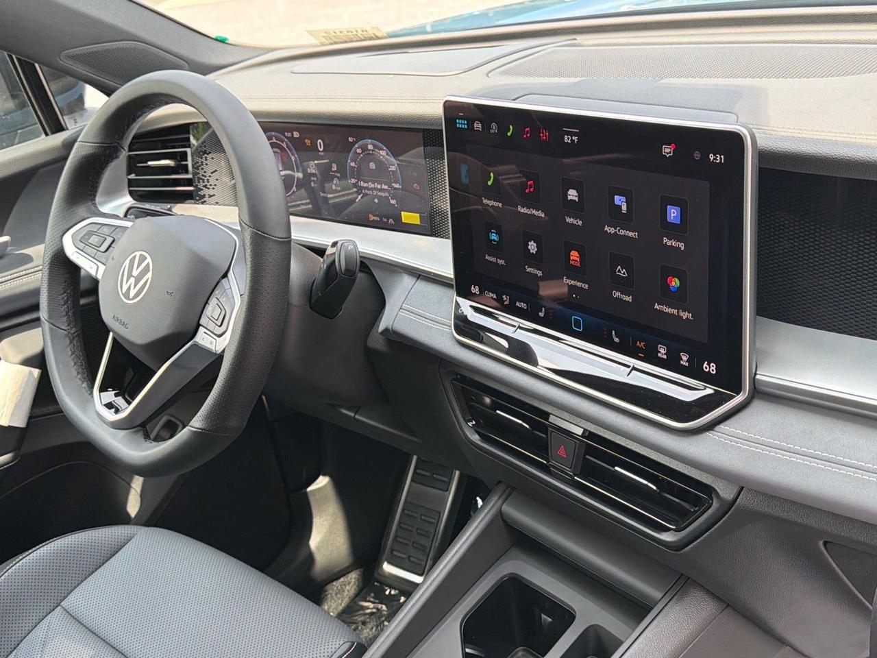 2026 Volkswagen Tiguan SE R-Line Black Hagerstown MD