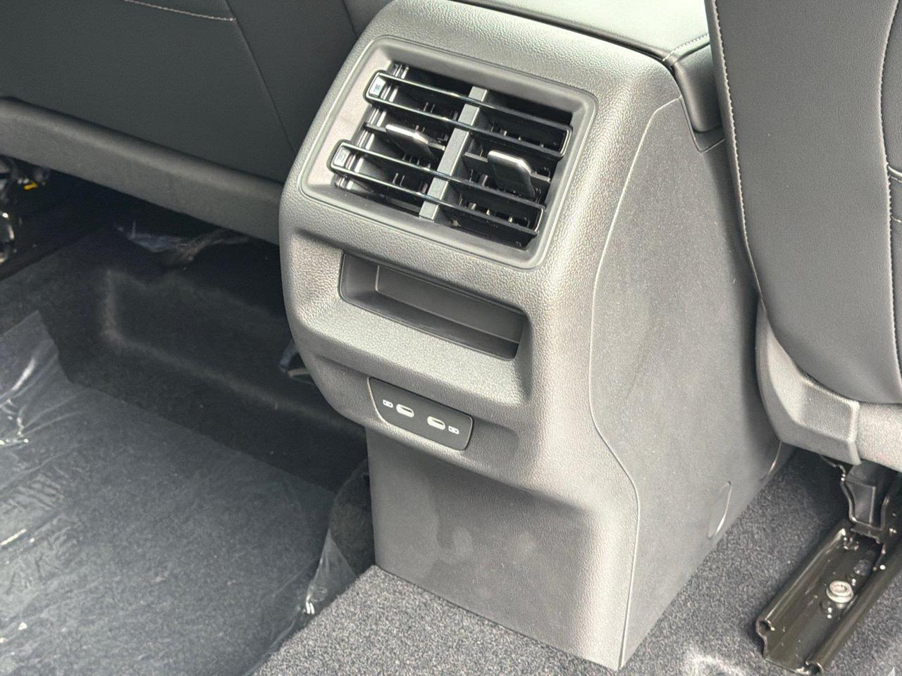 2026 Volkswagen Tiguan SE R-Line Black Hagerstown MD