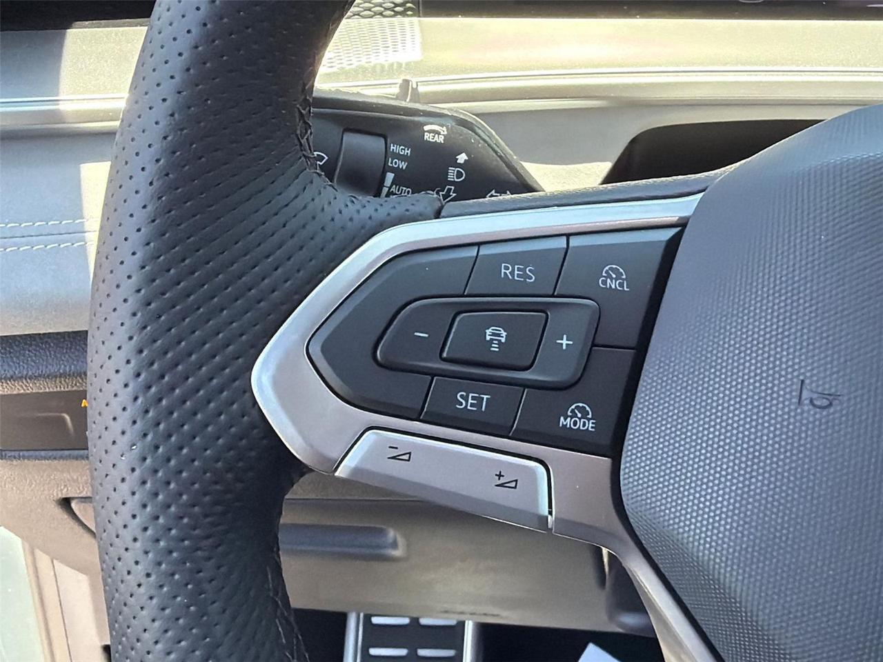 2026 Volkswagen Tiguan SE R-Line Black Hagerstown MD