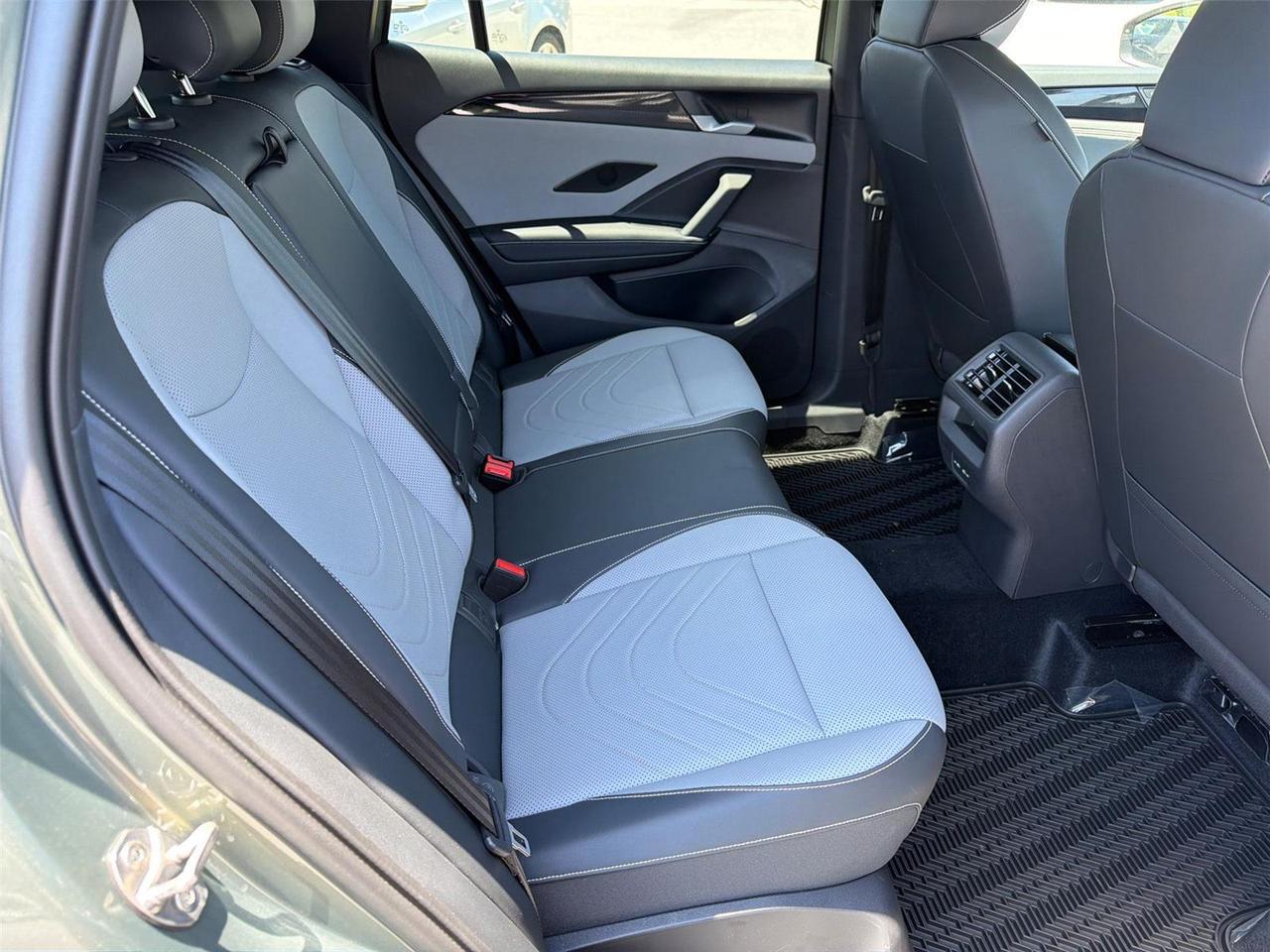 2026 Volkswagen Tiguan SE R-Line Black Hagerstown MD