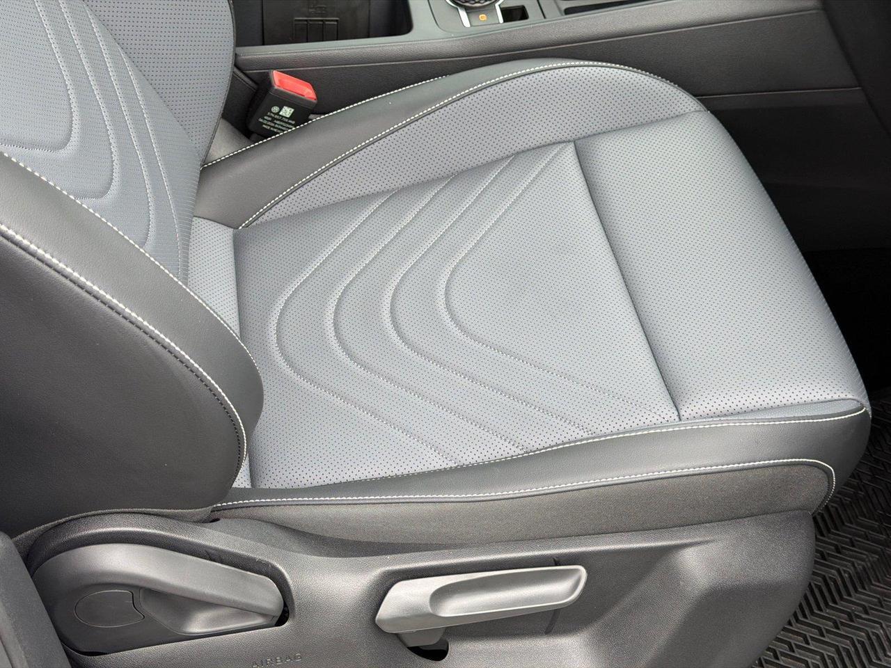 2026 Volkswagen Tiguan SE R-Line Black Hagerstown MD
