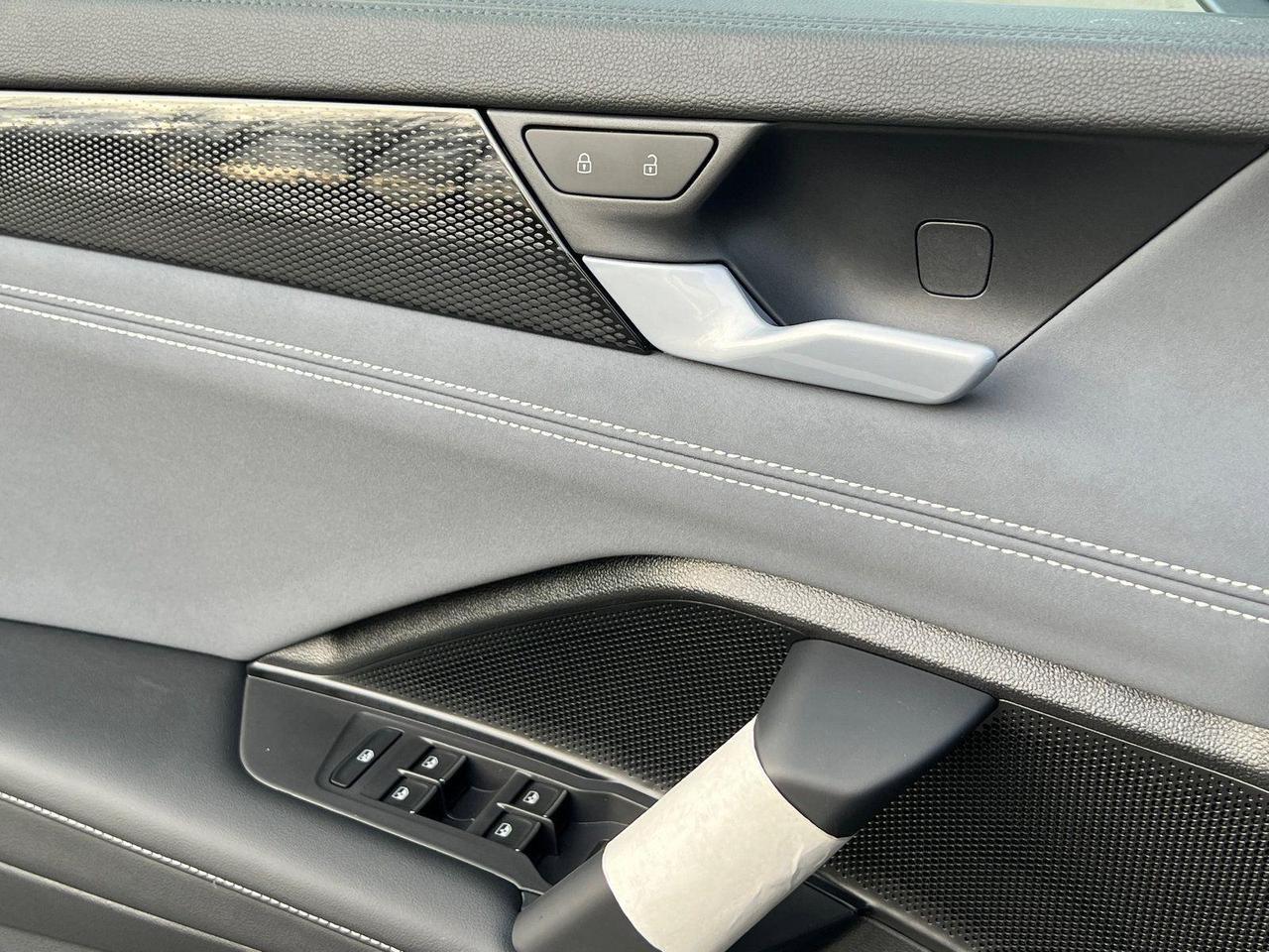 2026 Volkswagen Tiguan SE R-Line Black Hagerstown MD