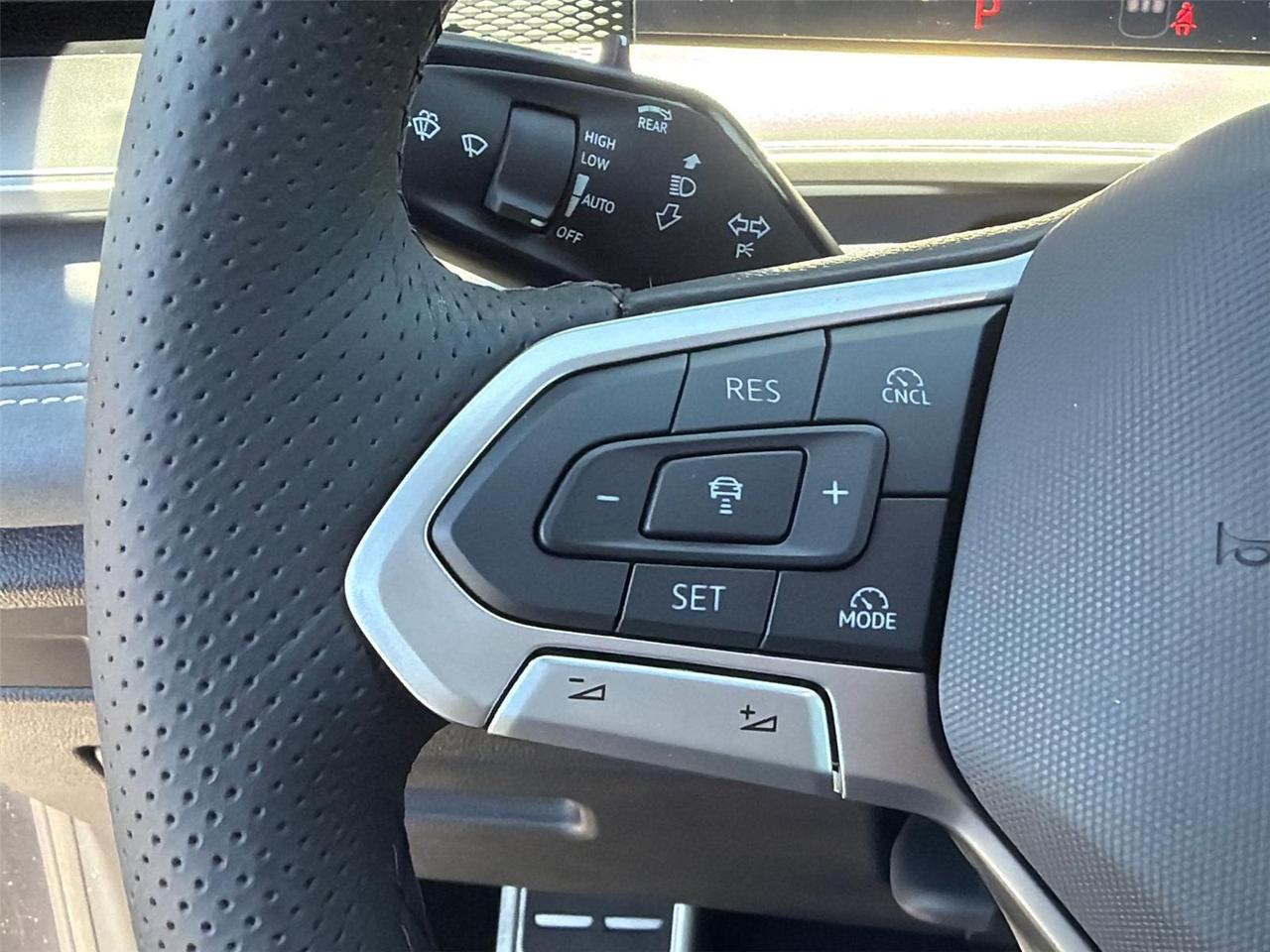 2026 Volkswagen Tiguan SE R-Line Black Hagerstown MD