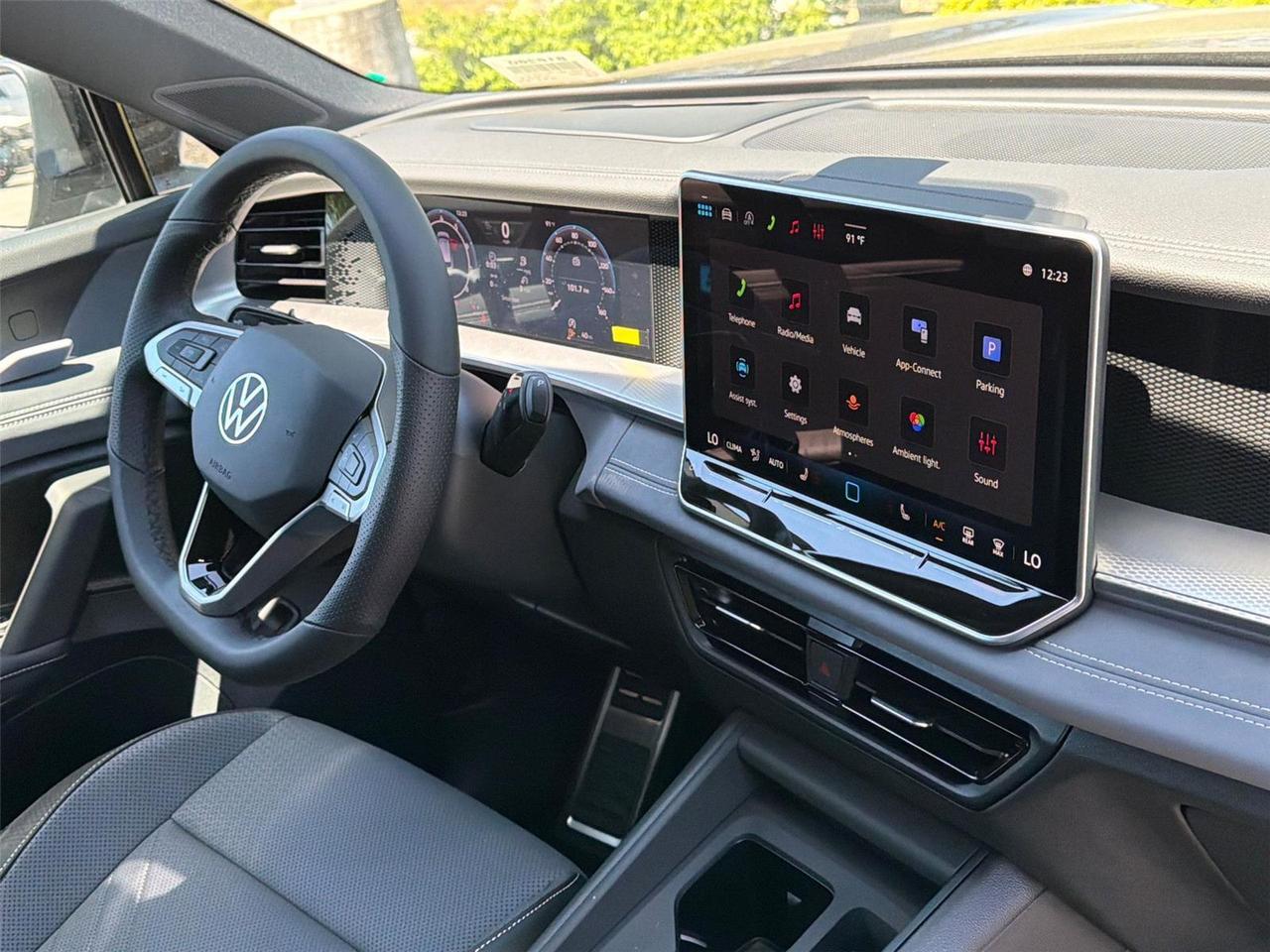2026 Volkswagen Tiguan SE R-Line Black Hagerstown MD